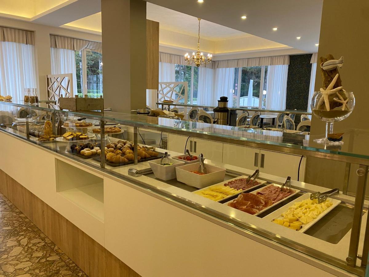 Hotel Croce Di Malta リニャーノ・サッビアドーロ エクステリア 写真