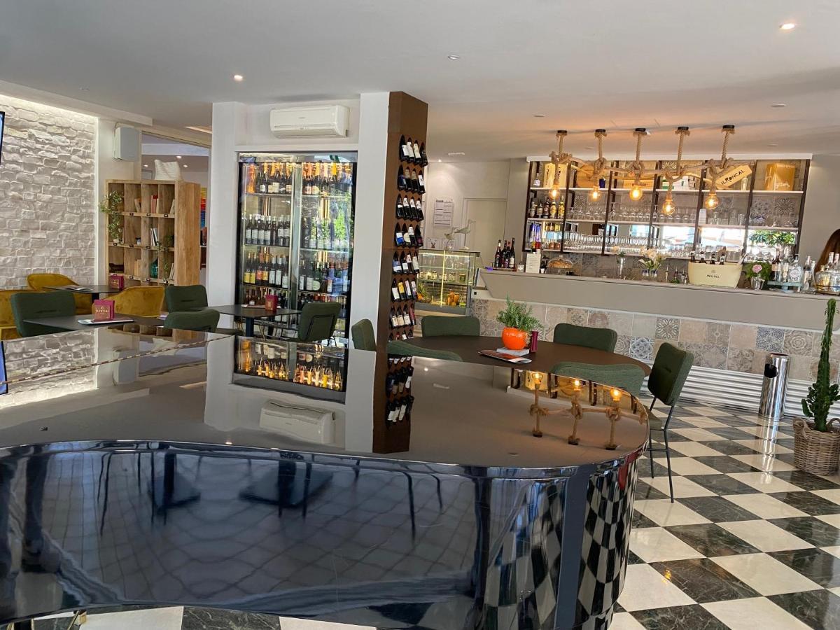 Hotel Croce Di Malta リニャーノ・サッビアドーロ エクステリア 写真